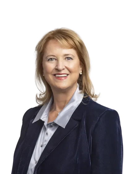 Lynda Twomey headshot