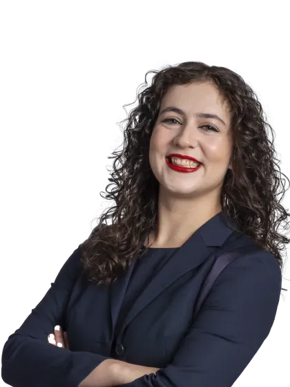 Olivia Stein headshot2