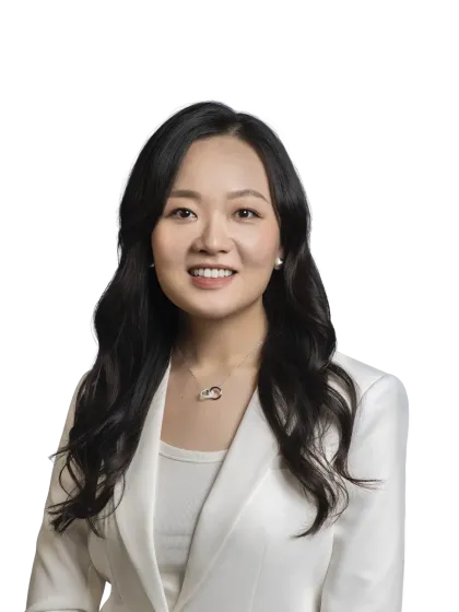 Zoe Zhang headshot