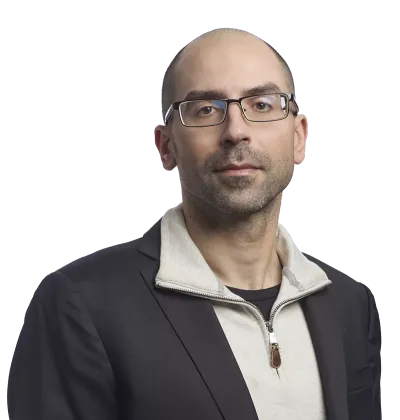 Alexej Ladonnikov headshot