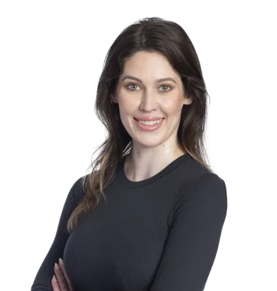 Sarah Ashkan headshot