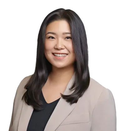 Joanie Liu Kim headshot