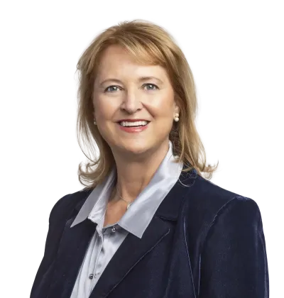 Lynda Twomey headshot
