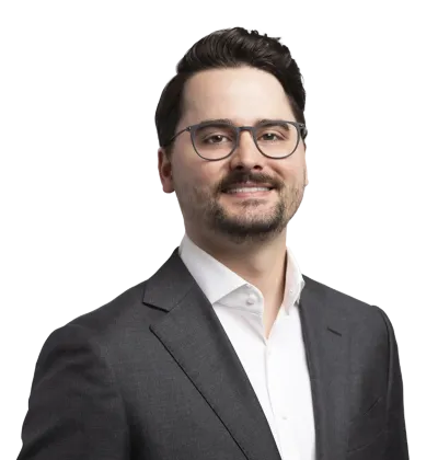 Michael Pons headshot