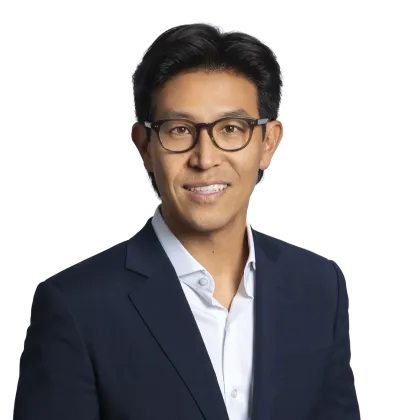 Thomas Kang headshot2