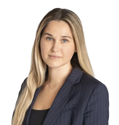 Caroline Simeon Rose headshot2